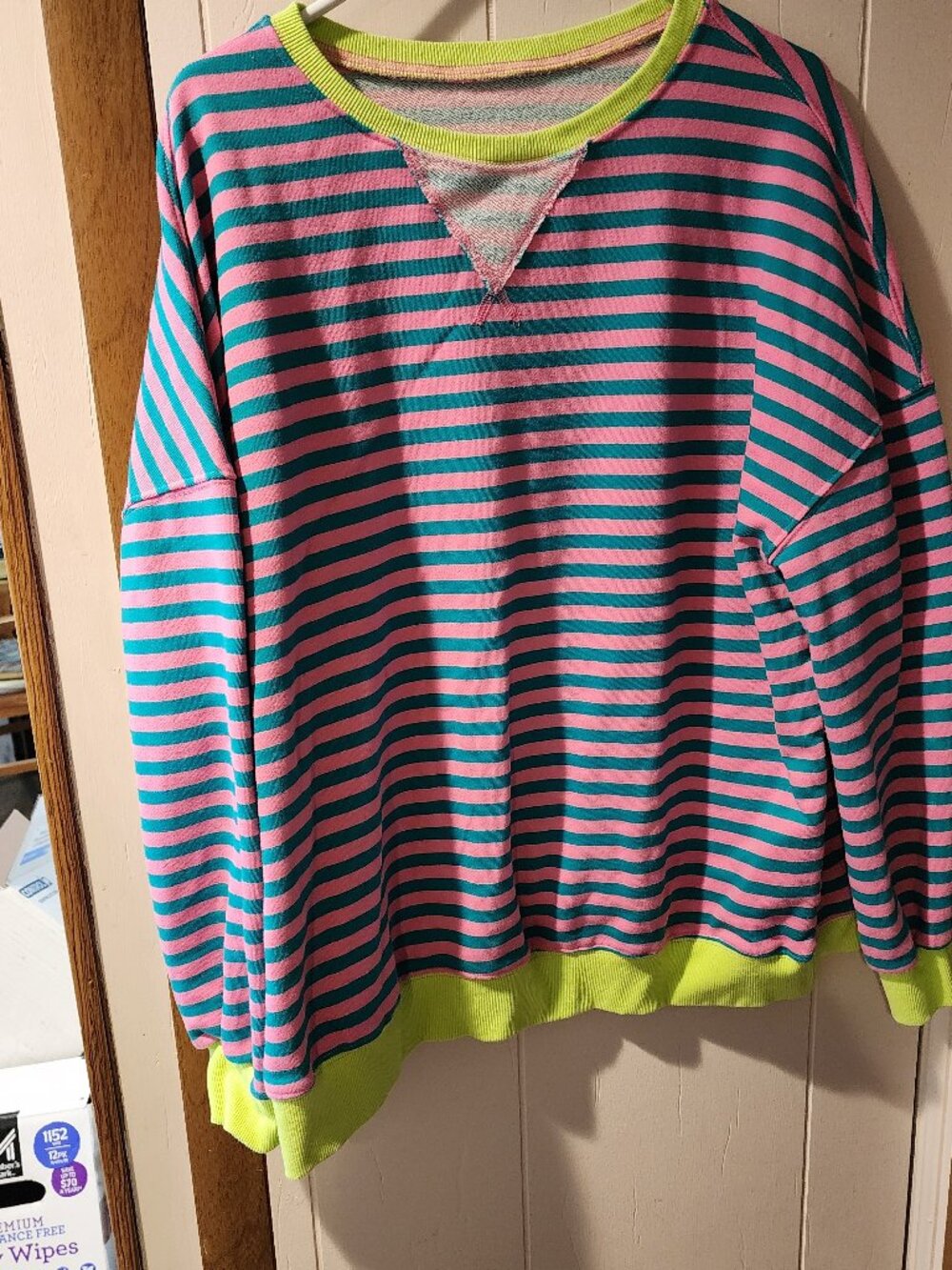 **Colorful Striped Oversized Sweatshirt | Women’s XXXL | Pink & Teal Neon Trim